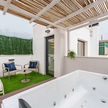 Stylish 3bd With Rooftop Jacuzzi - Artes Malaga